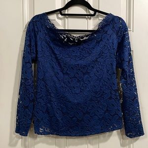 Beautiful lace navy blue top. Size large, side zip, lined bodice, boat neck.